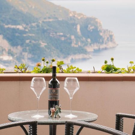 A Due Passi Hotel Ravello Exterior photo